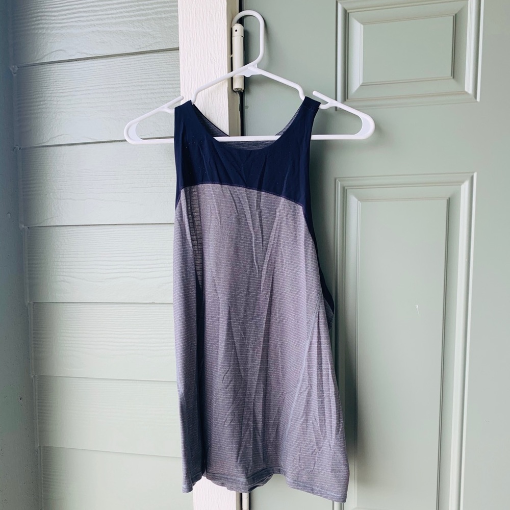 LULULEMON Women’s Open Back Tank